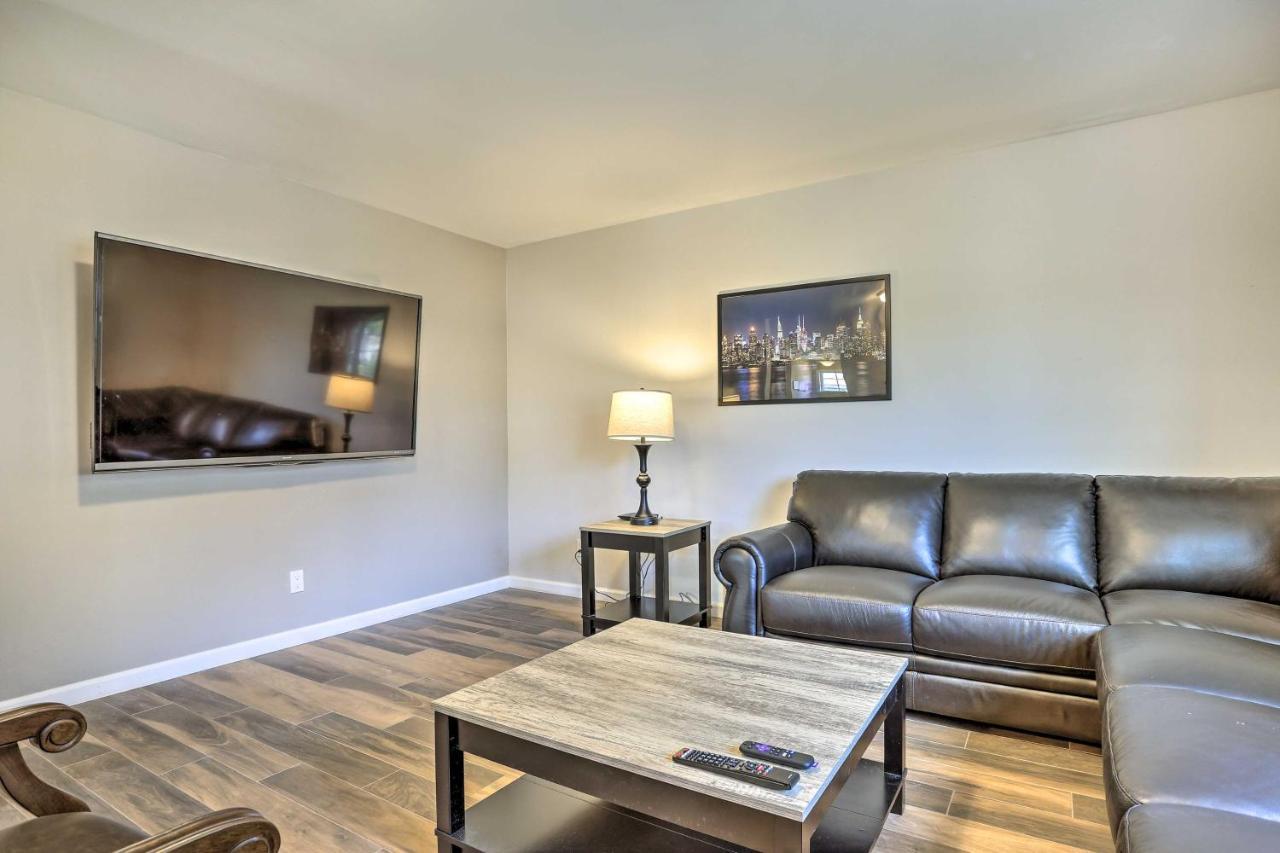 Ideally Located Glen Cove Apartment! Eksteriør billede